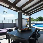 Pikula App-1 By Interhome Διαμέρισμα Štinjan