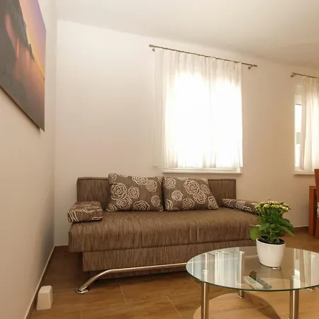 Pikula App-1 By Interhome Apartmán
