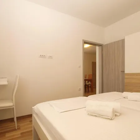 Pikula App-1 By Interhome Apartmán