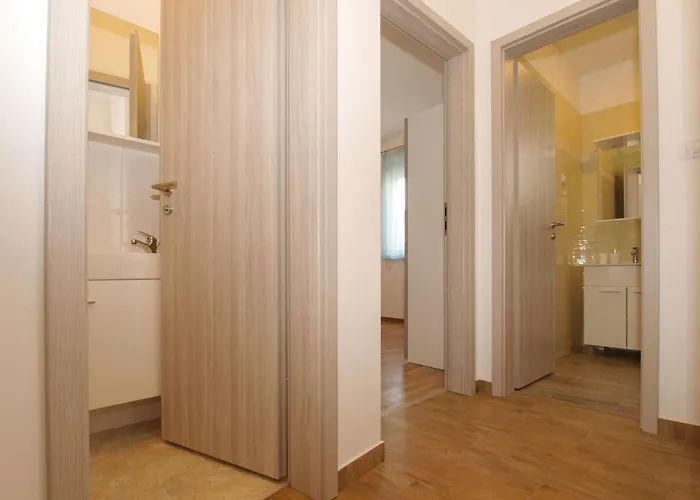 Pikula App-1 By Interhome *