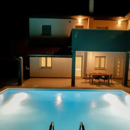 Pikula App-1 By Interhome