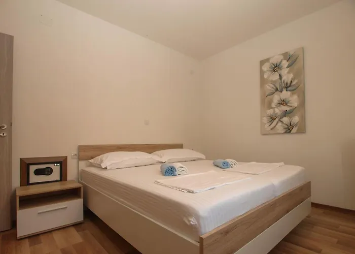 Daire Pikula App-1 By Interhome Štinjan